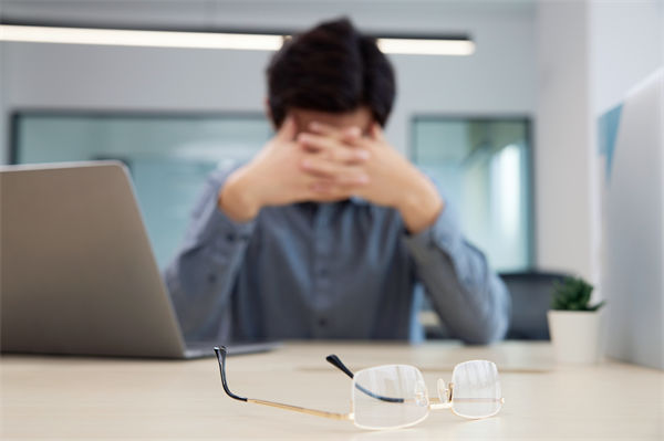 薪酬制度看似规范，管理为何难化解员工隐性不满？