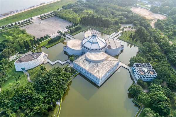 企业管理遇困想找帮手，东莞管理咨询公司排名能指路吗？